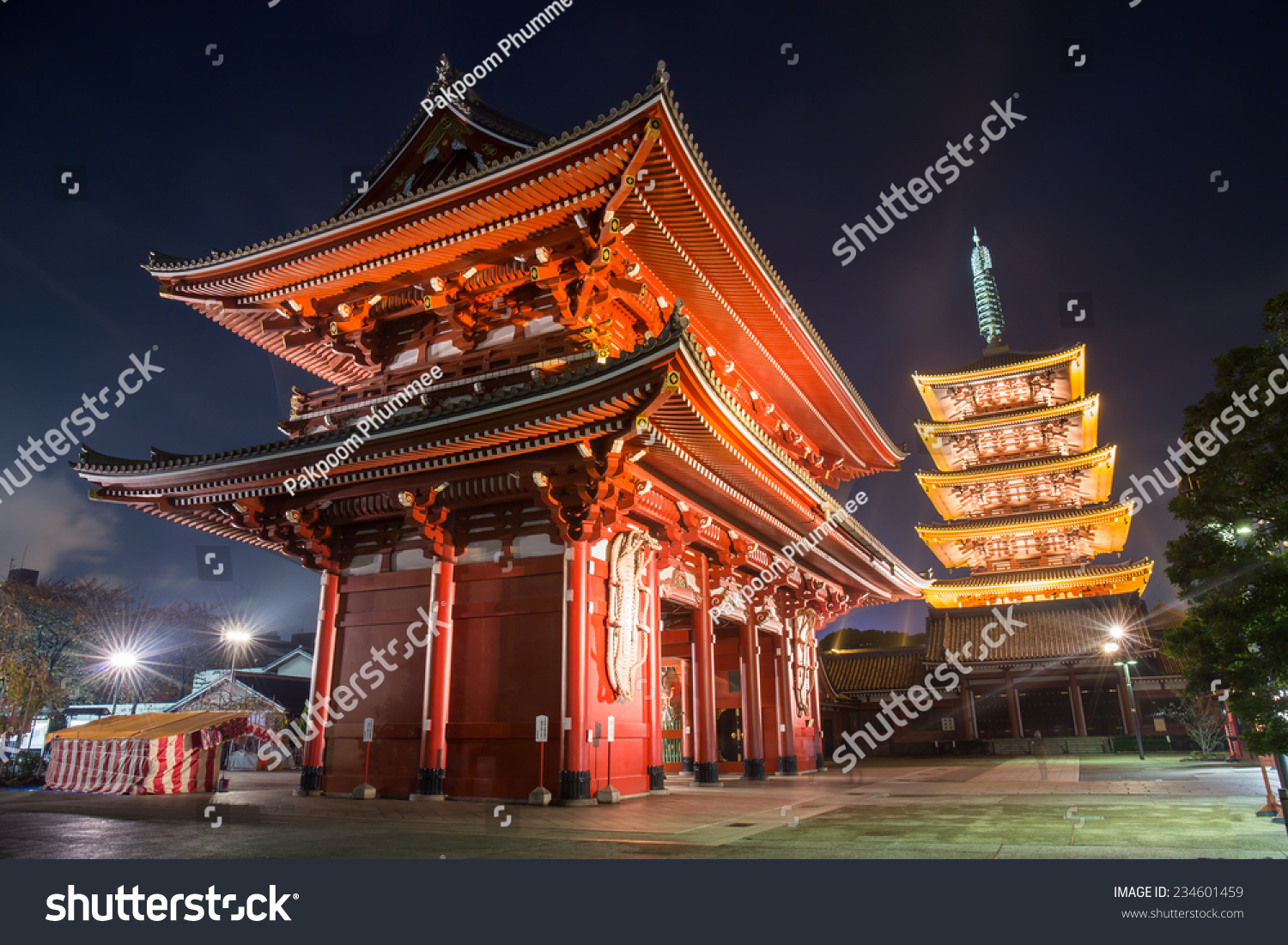 晚上senso-ji殿,日本东京浅草区的浅草寺-建筑物/地标,宗教-海洛创意