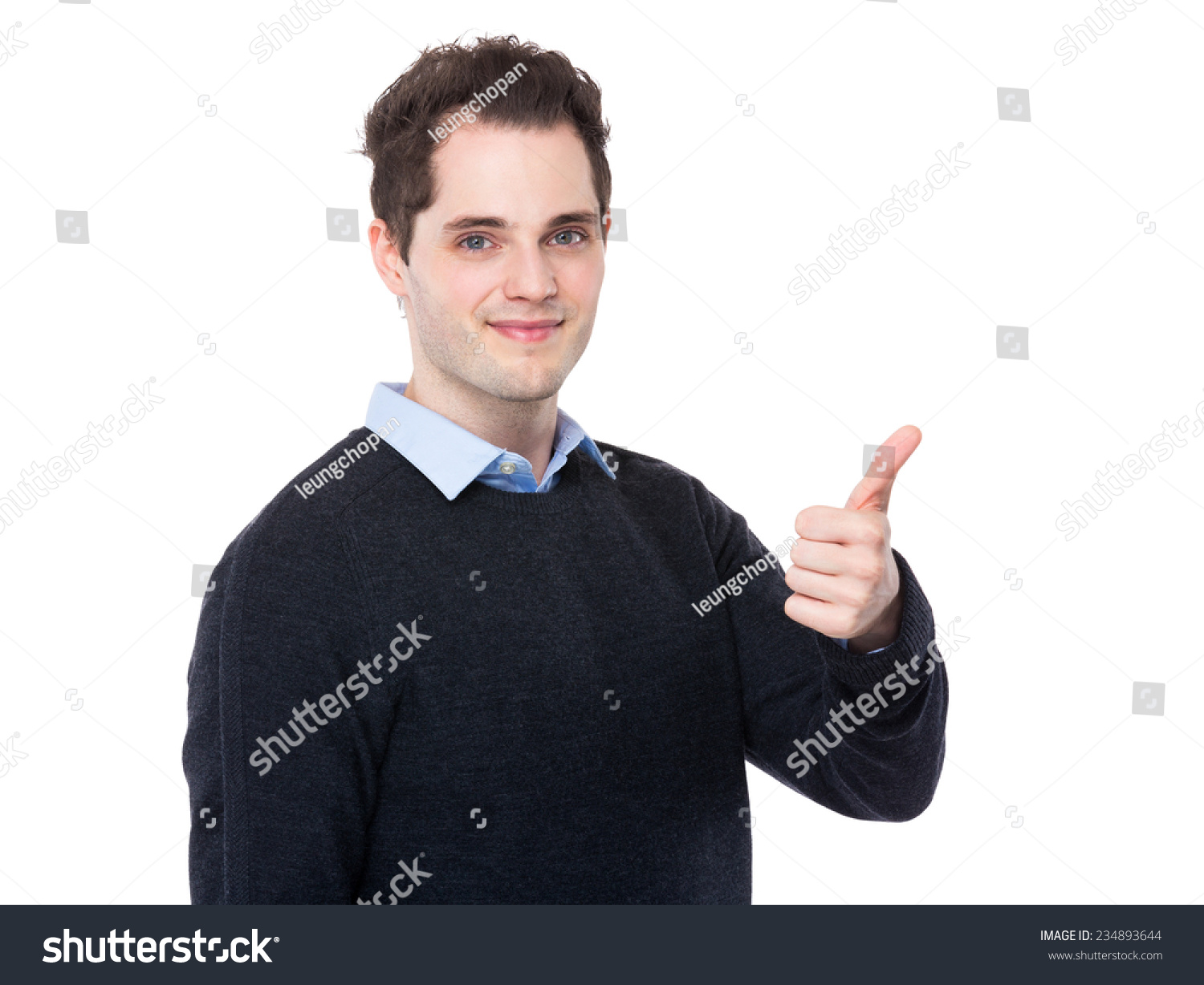 左手伸出大拇指